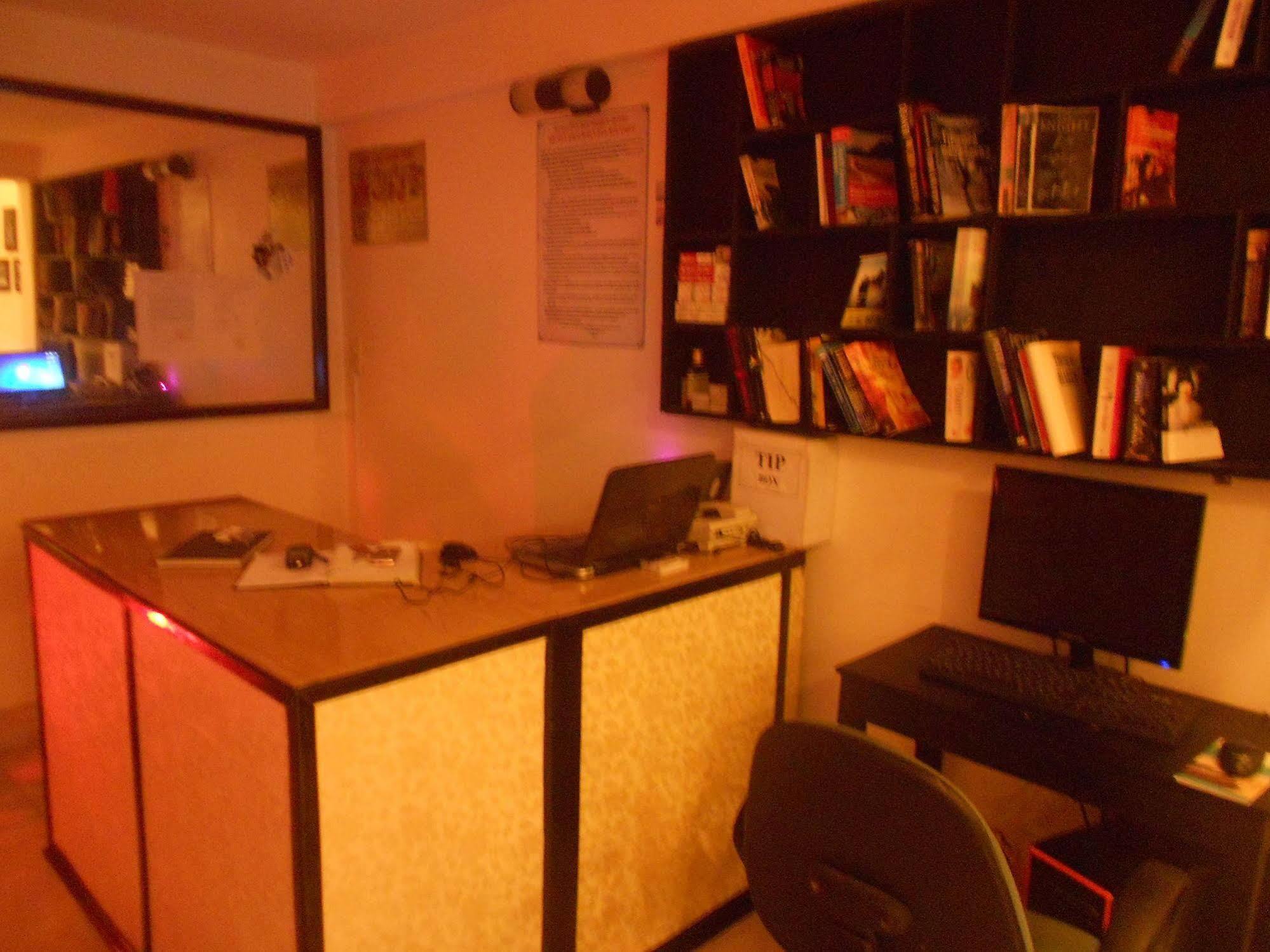 Hue Boutique Homestay Екстер'єр фото