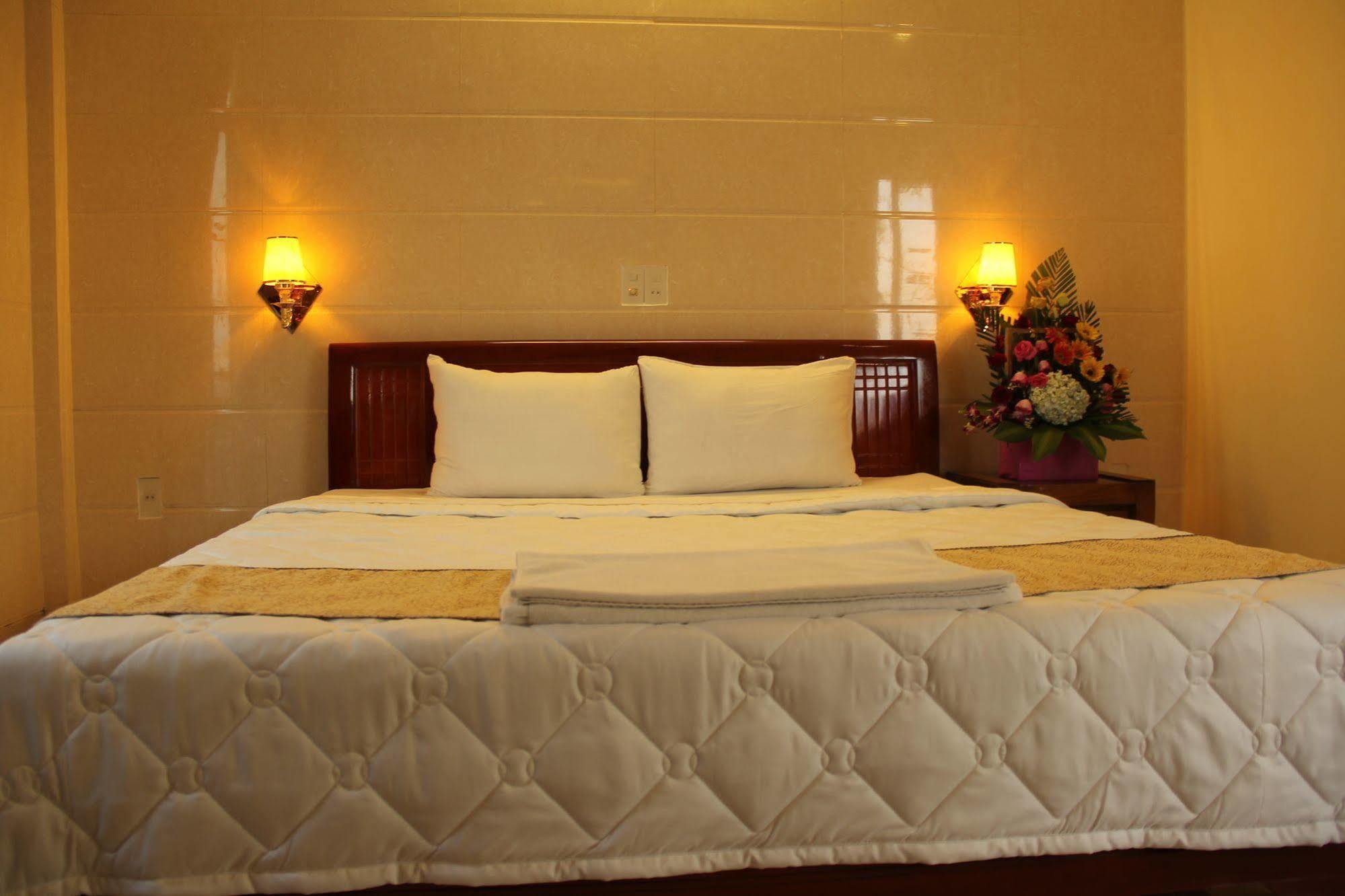 Hue Boutique Homestay Екстер'єр фото