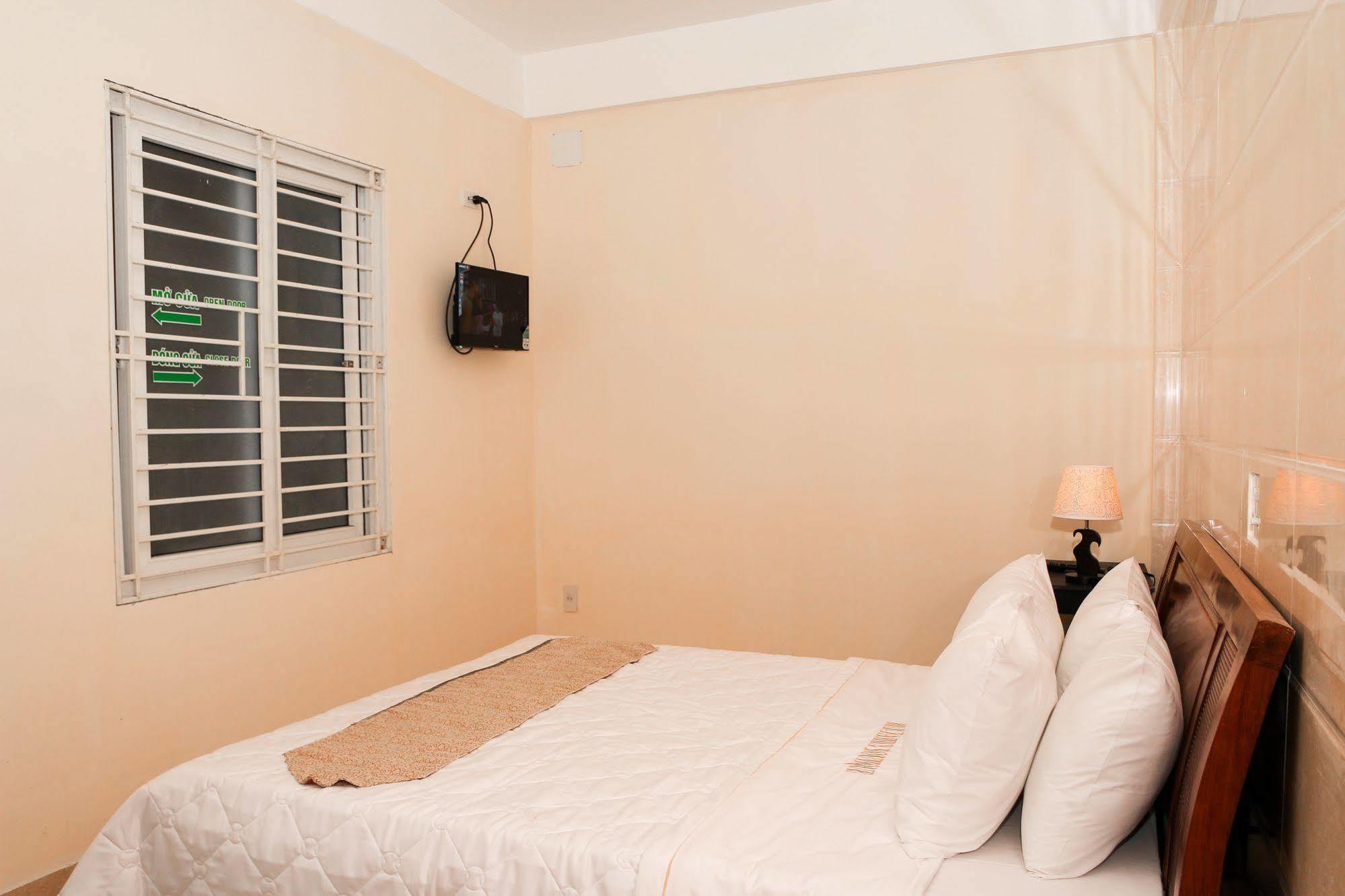 Hue Boutique Homestay Екстер'єр фото